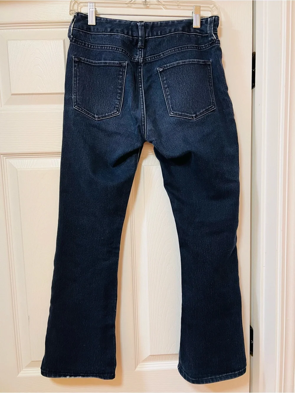 Straight-Leg Women’s Jeans in Dark Blue Denim